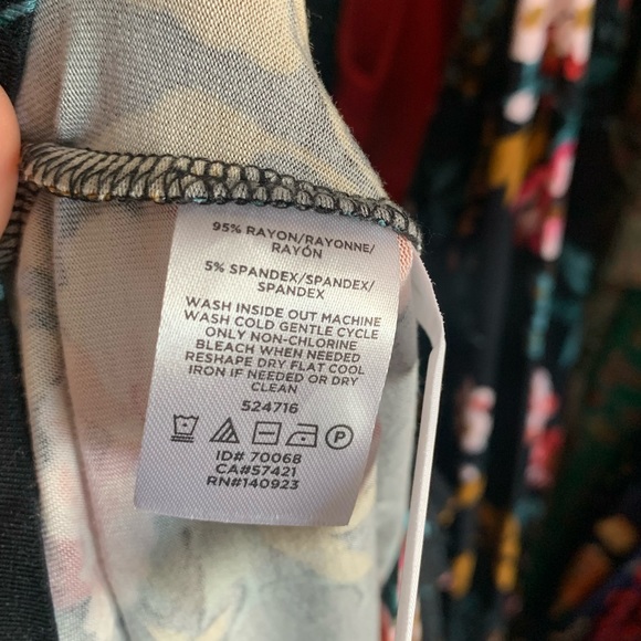 LOFT Petite Black Floral Bar Back Fit & Flare Cocktail Dress NWT Size 12 - Picture 6 of 9